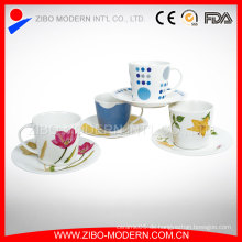 Porzellan weiße Tasse mit Untertasse Kaffeetassen Tassen und Untertassen
